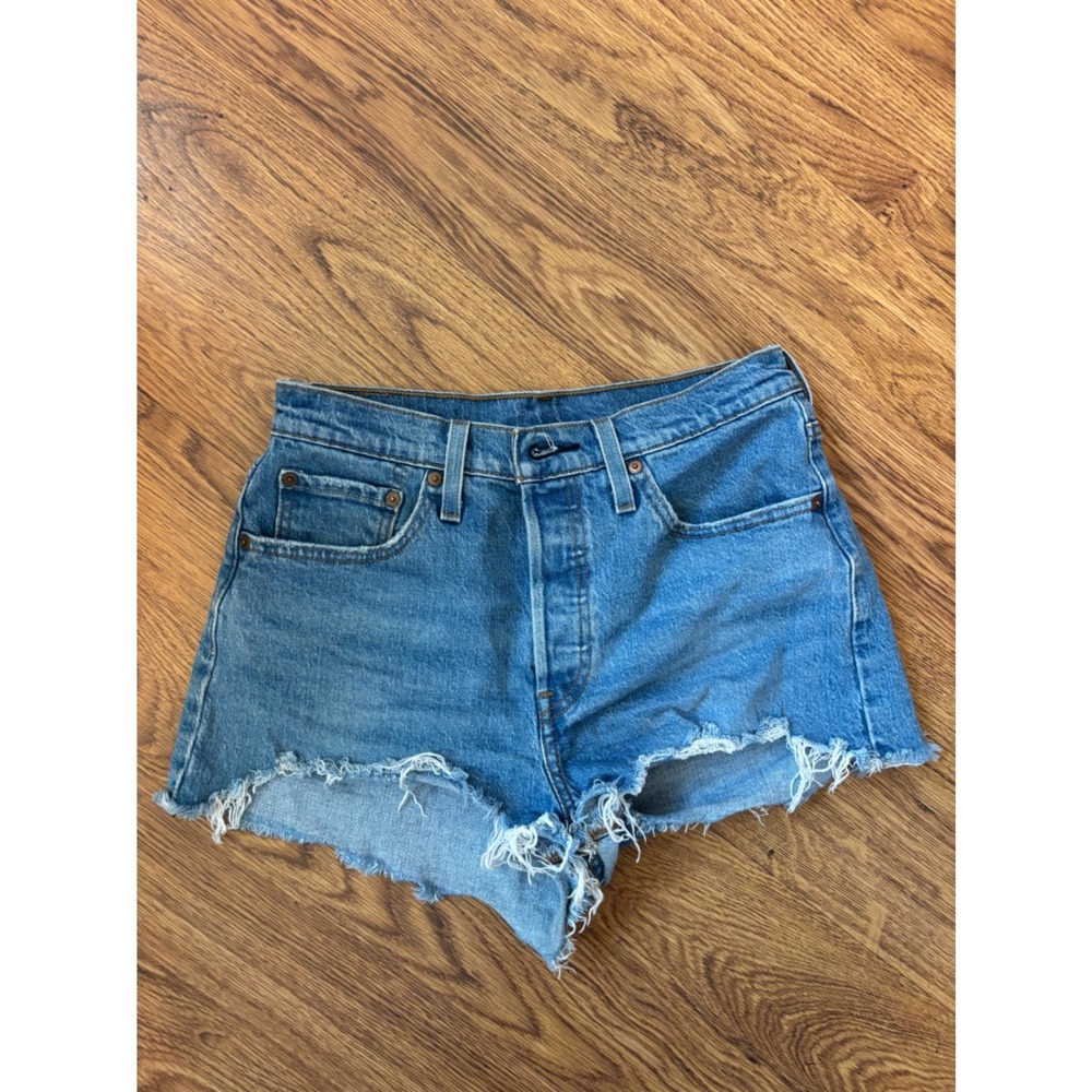 Levis 501 High Rise Boho Streetwear Jean Shorts Medium Wash Cutoff Size 27